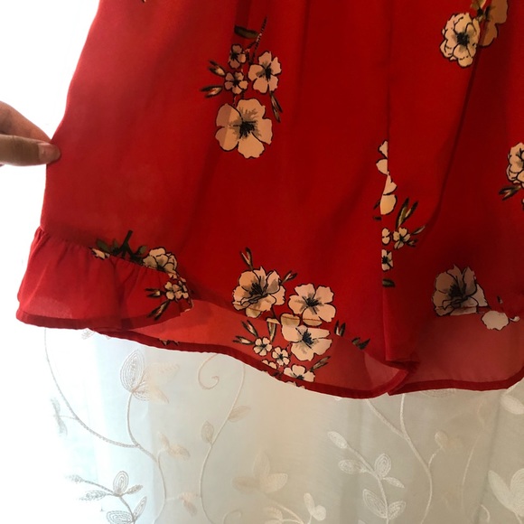 NEW Red Floral Print Surplice Romper - Picture 4 of 4